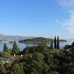 Pansion And Chiara Apartman