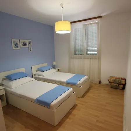 Apartment Pansion And Chiara