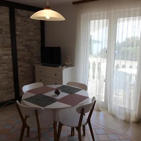 Apartman Chiara *