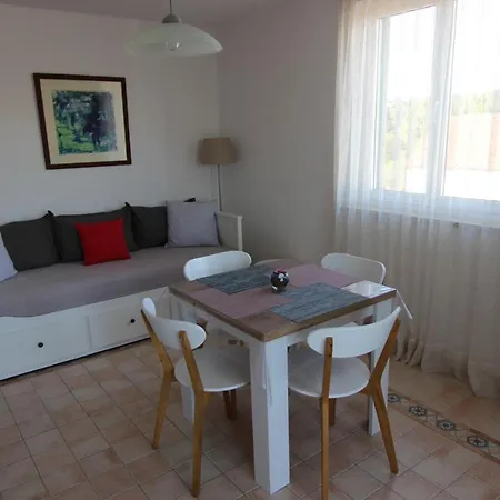 Apartment Chiara Lumbarda
