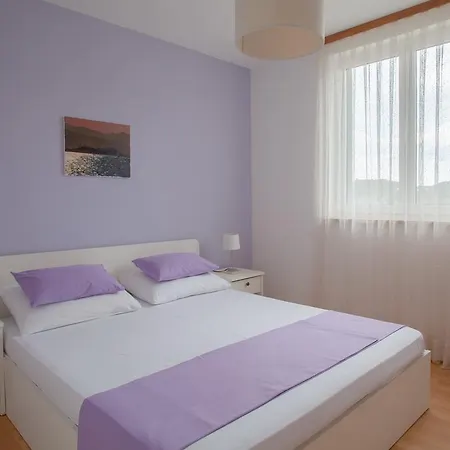 Apartment Pansion And Chiara