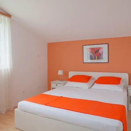 Apartman Pansion And Chiara